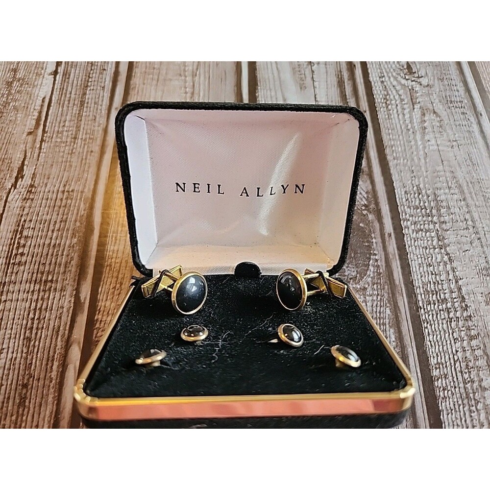 Vintage Neil Allyn Round Classic Cuff Link & Tuxedo Shirt Stud Set Gold Tone